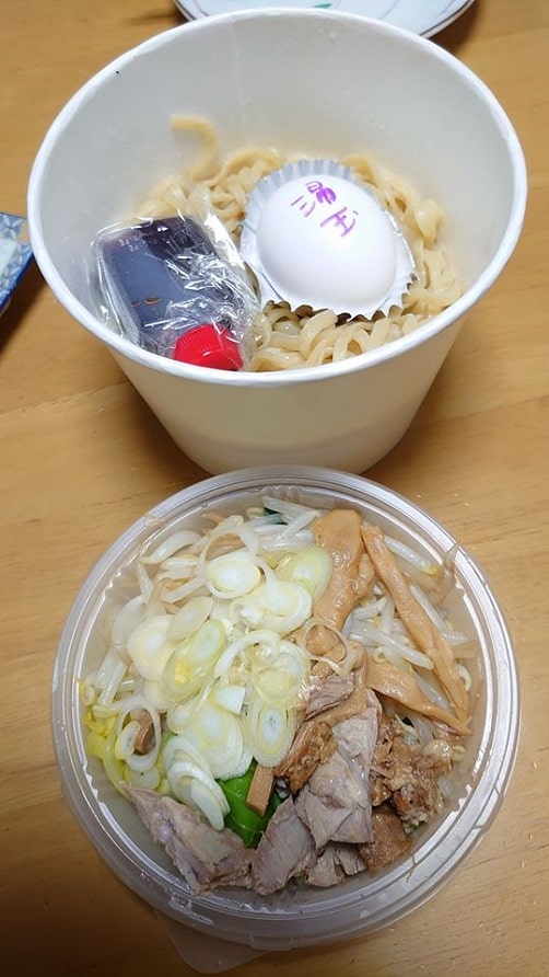 伊那 テイクアウト 麺屋二八
